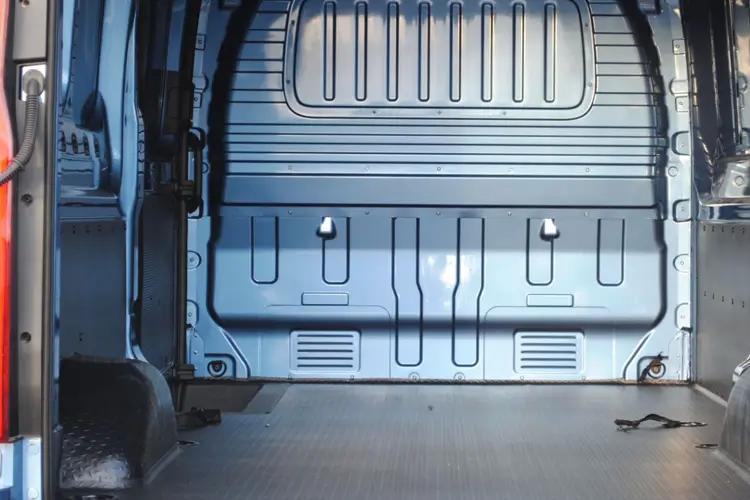 MAXUS DELIVER 9 LWB DIESEL FWD 2.0 D20 150 Lux High Roof Van