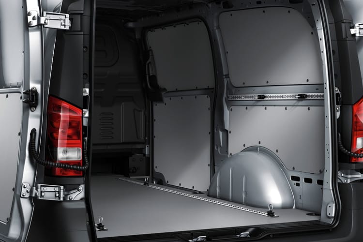 MERCEDES-BENZ VITO L2 DIESEL RWD 114CDI Pro Van