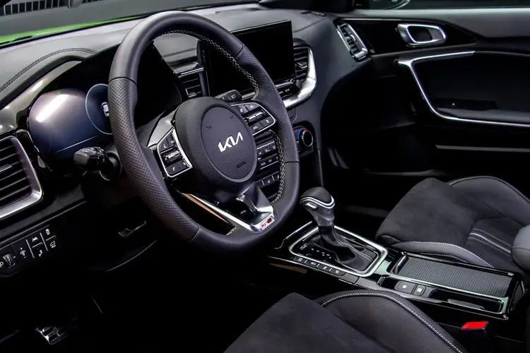 KIA XCEED HATCHBACK 1.5T GDi ISG 138 2 5dr
